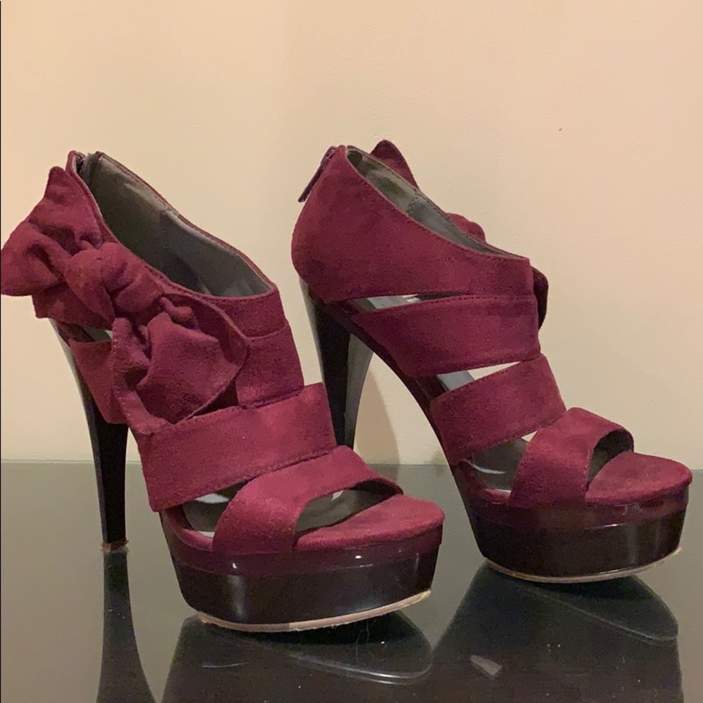 Michael Antonio Theronn Women Faux Suede Heel